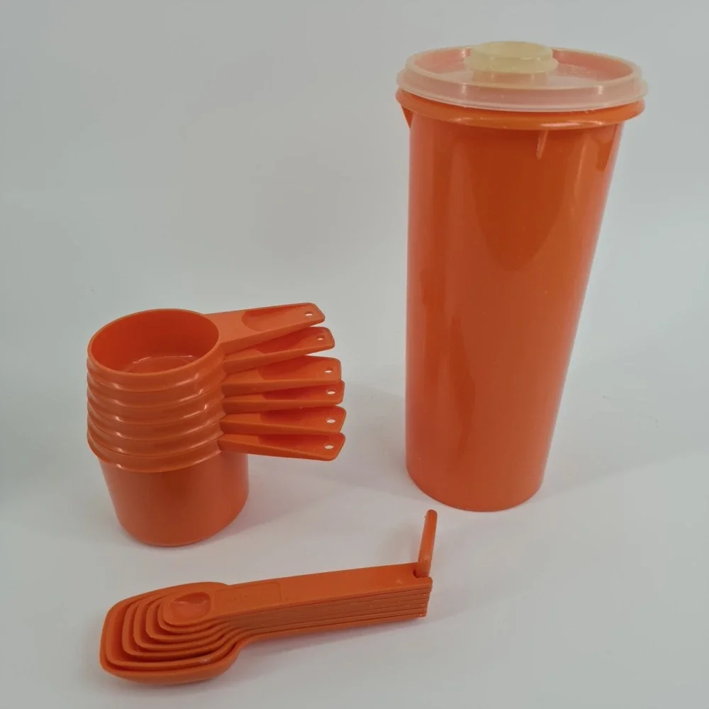 Tupperware Orange 6 Measuring Cups 7 Spoons Sets Include D-Ring & Slimline 32oz